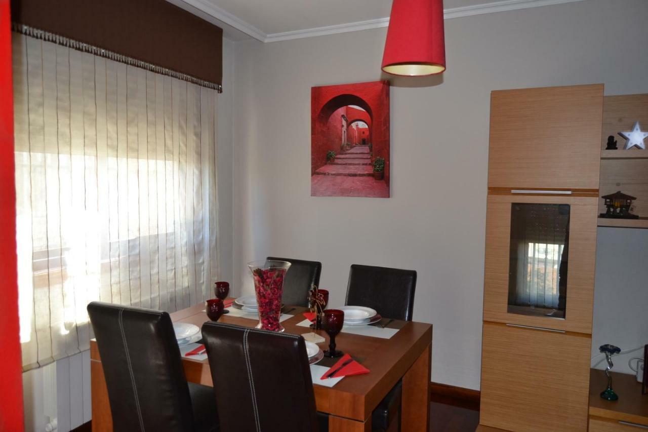 Apartamento Plaza Perillana 蓬特亚雷亚斯 外观 照片
